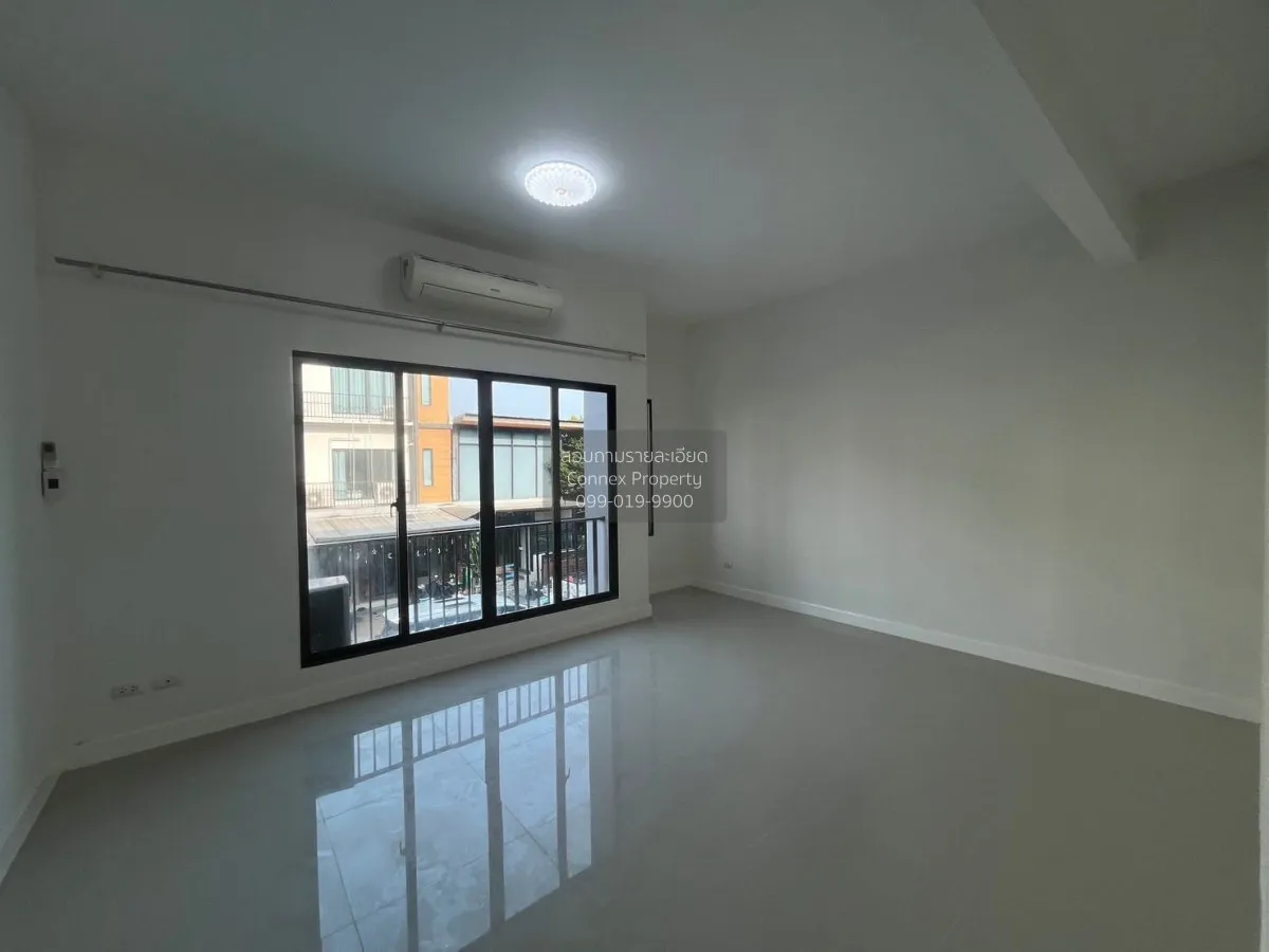 For Sale Townhouse/Townhome  , The Connect Prachauthit , Nai Khlo 2