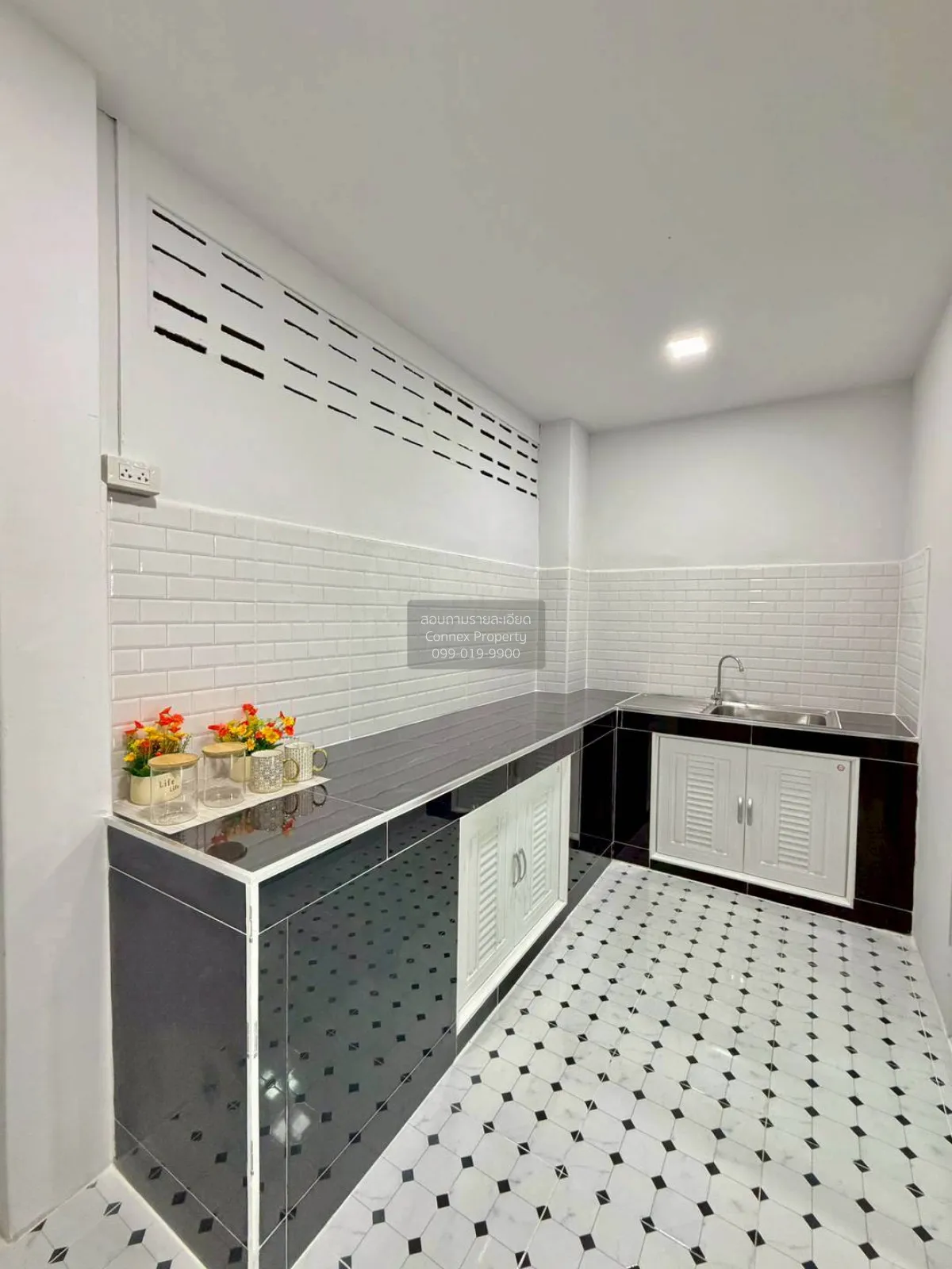 For Sale Townhouse/Townhome  , Baan Buathong 4 Baan Kluay-Sai Noi