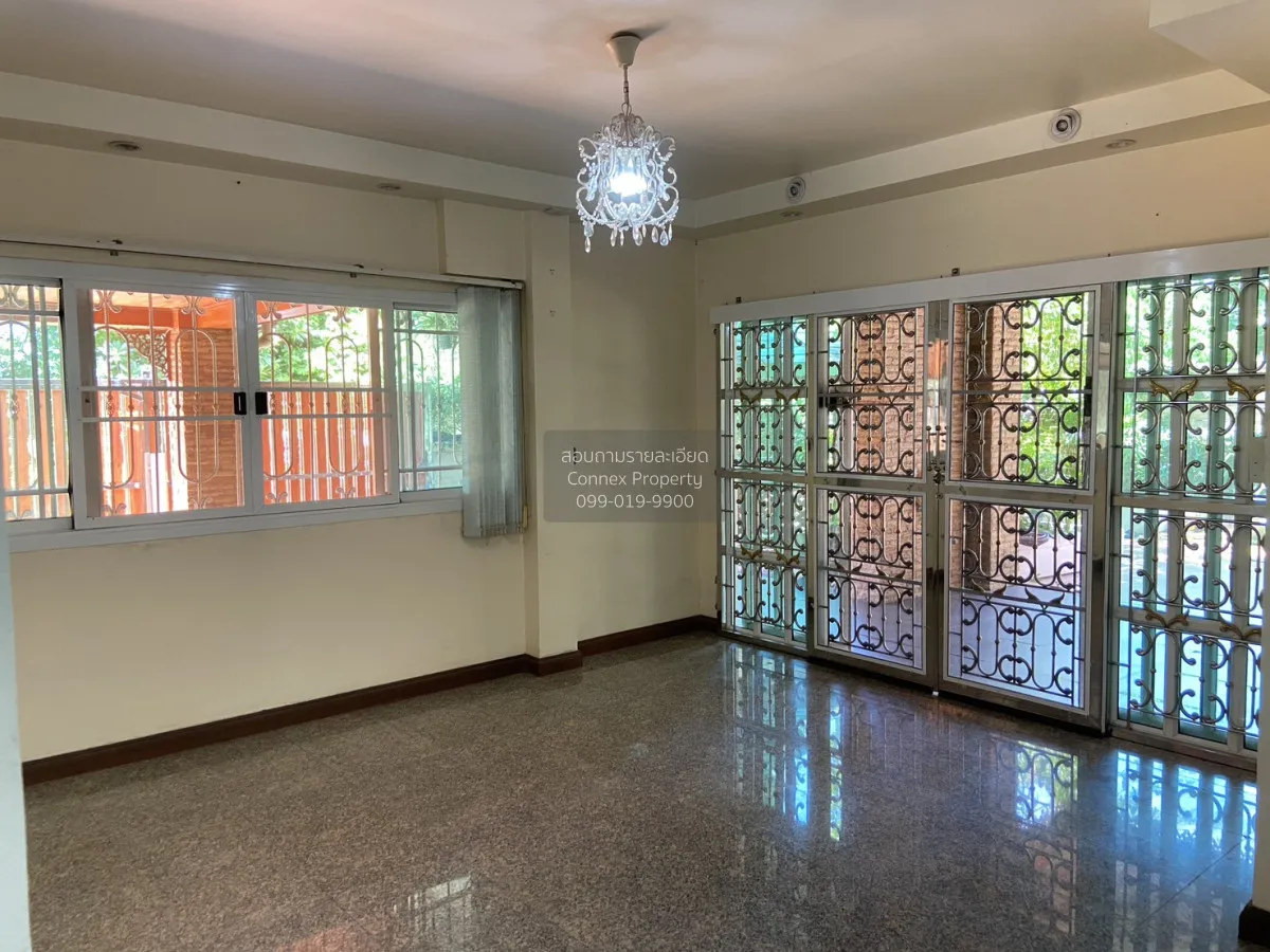 For Sale Townhouse/Townhome  , Baan Karnmanee , river view , Bang