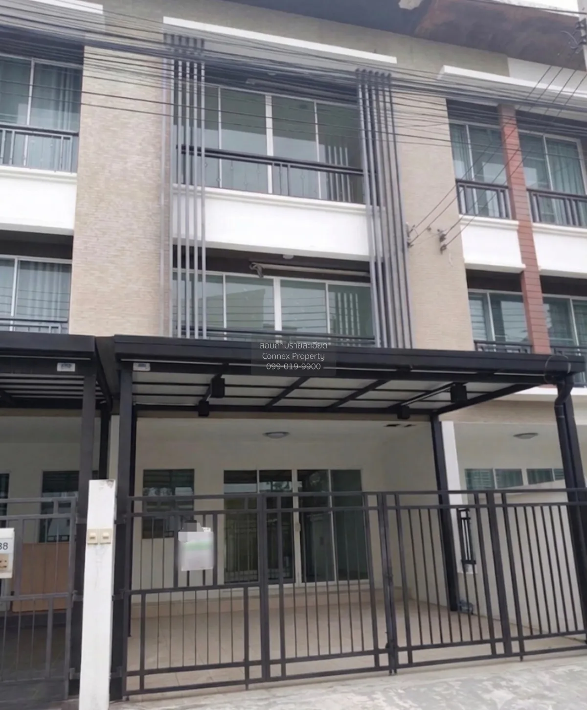 For Sale Townhouse/Townhome  , BAAN KLANG MUANG CHOKCHAI 4 , wide 1