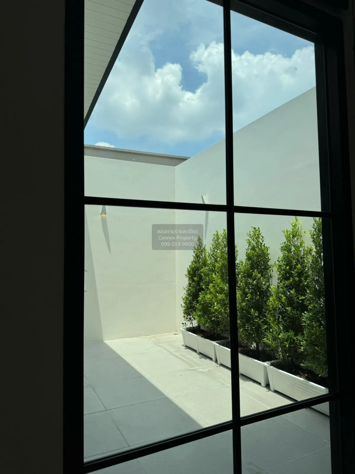 For Rent Townhouse/Townhome  , Baan Klang Muang Phahol - Ramintra 3
