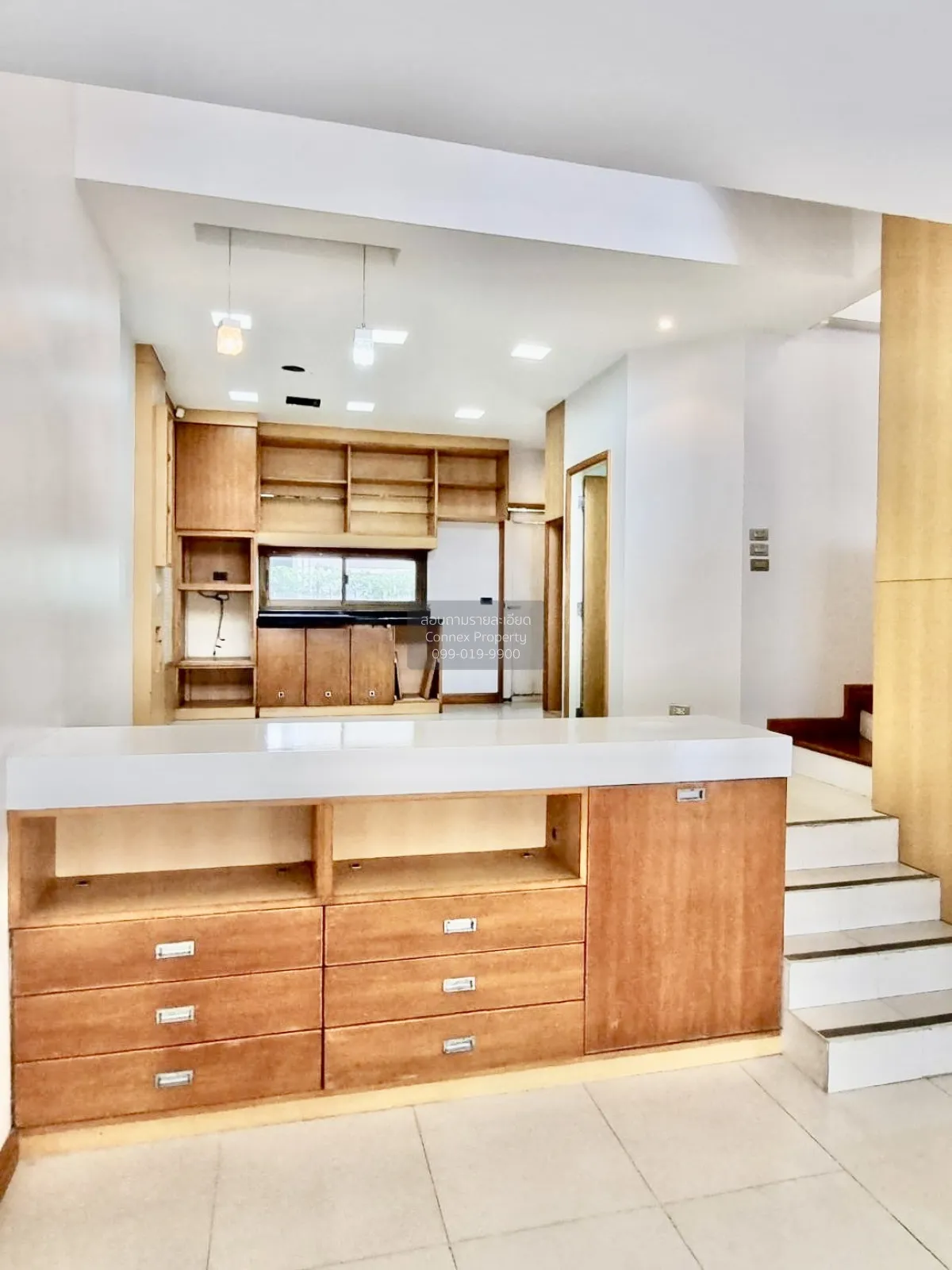 For Sale Townhouse/Townhome  , Baan Klang Muang Ratchada - Mengja 2