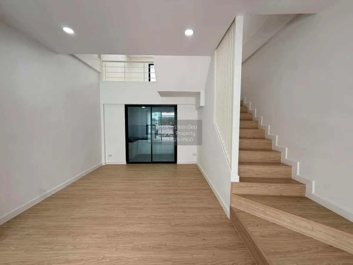 For Sale Townhouse/Townhome  , Saranon House , newly renovated , 