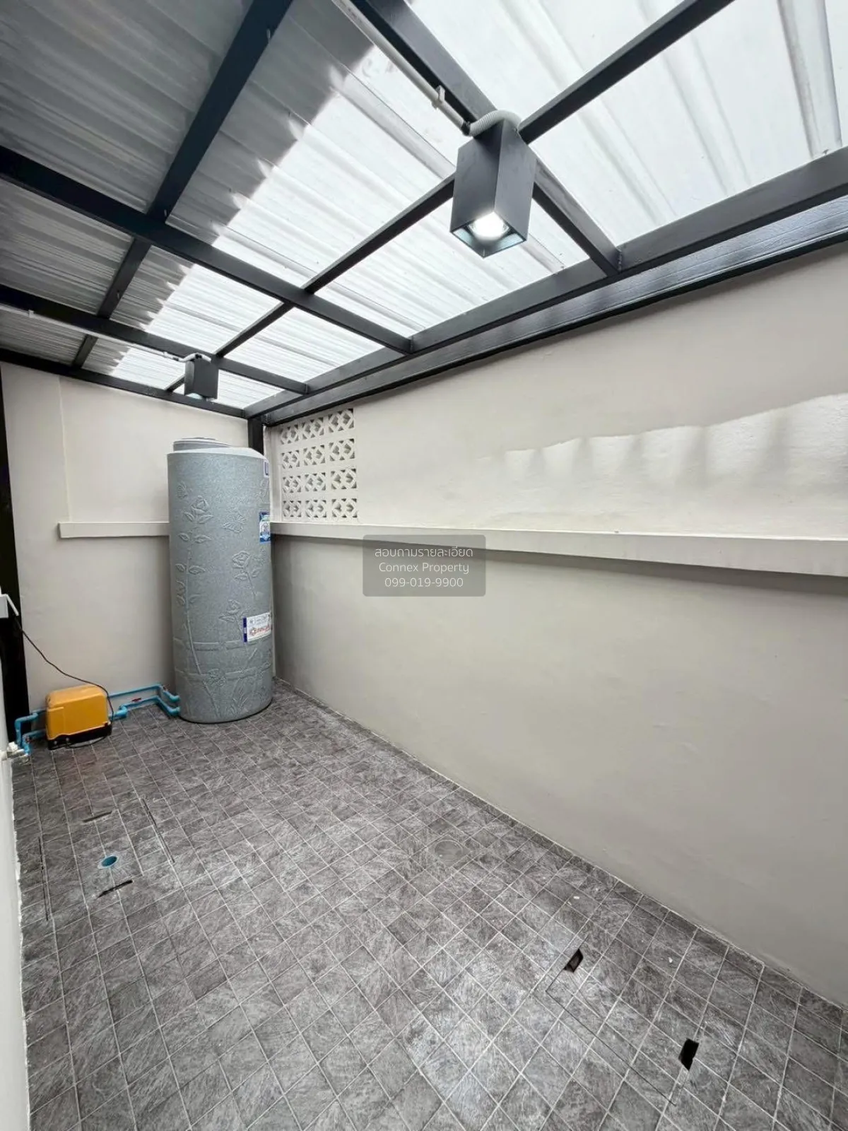For Sale Townhouse/Townhome  , Saranon House , newly renovated , 