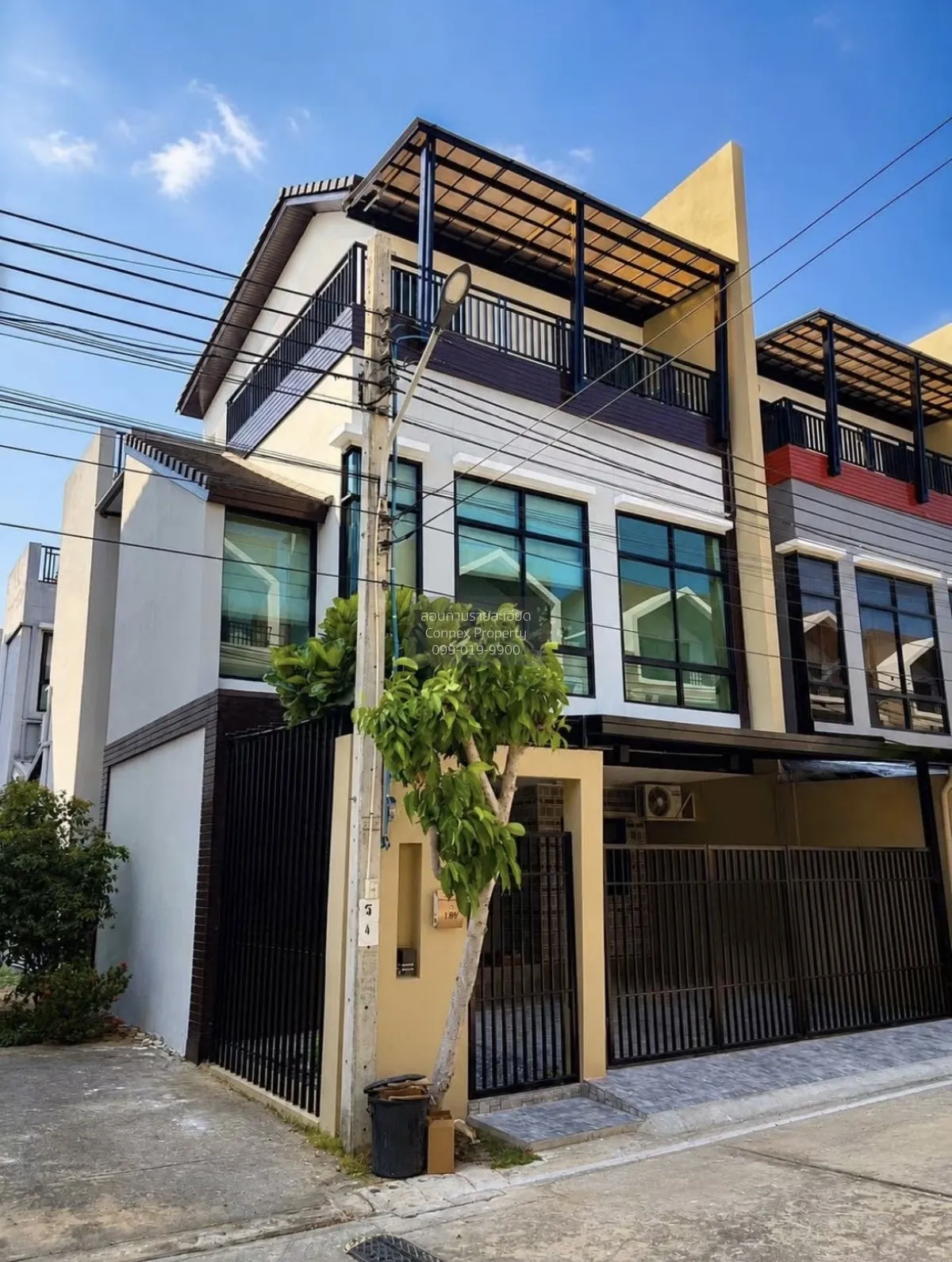 ขายทาวน์เฮ้าส์/ทาวน์โฮม  เออเบิร์นธารา เอสพาสิโอ ประชาอุทิศ 76 หน 1
