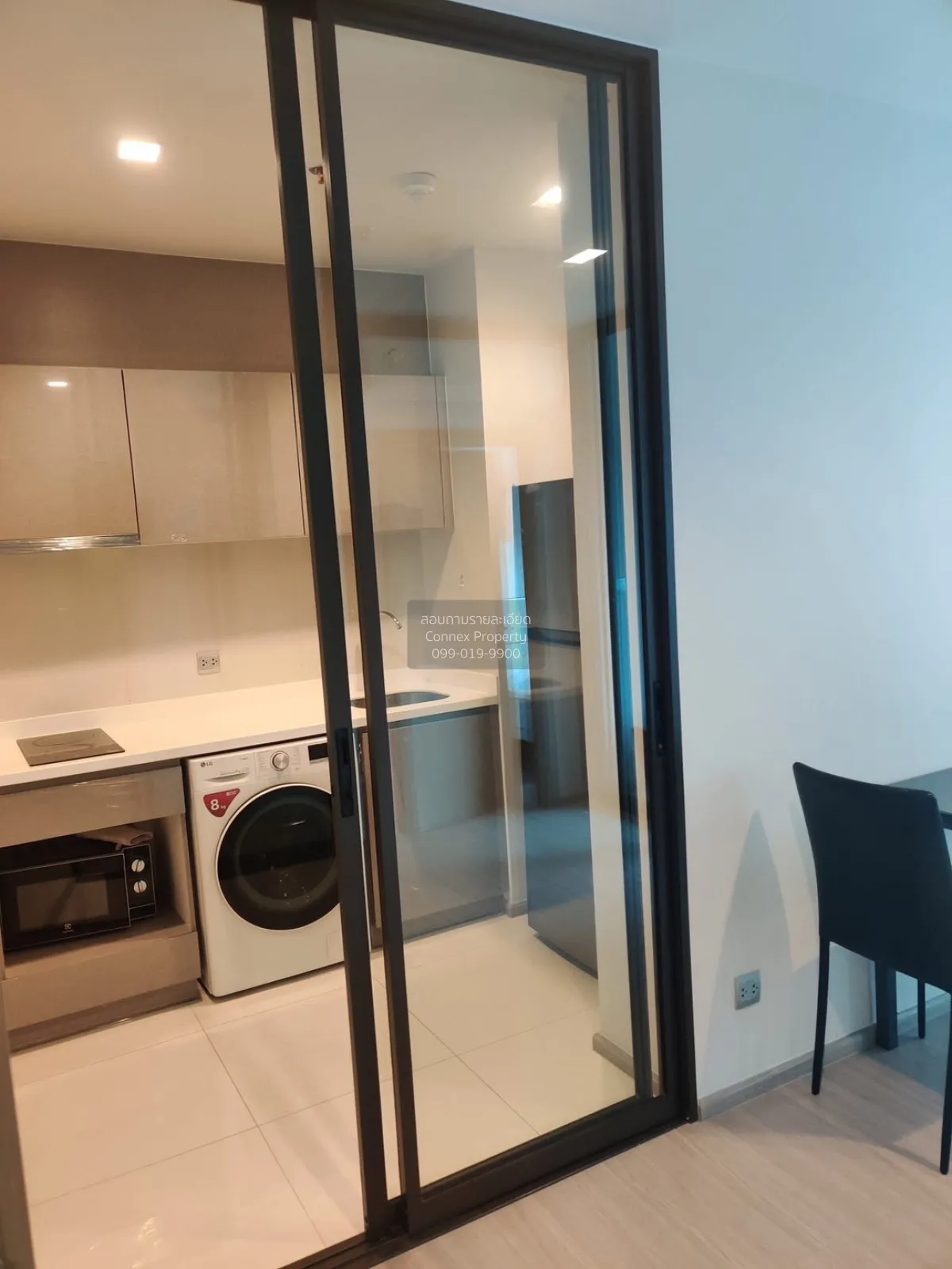 For Sale Condo , Life Asoke , high floor , MRT-Phetchaburi , Bang 3
