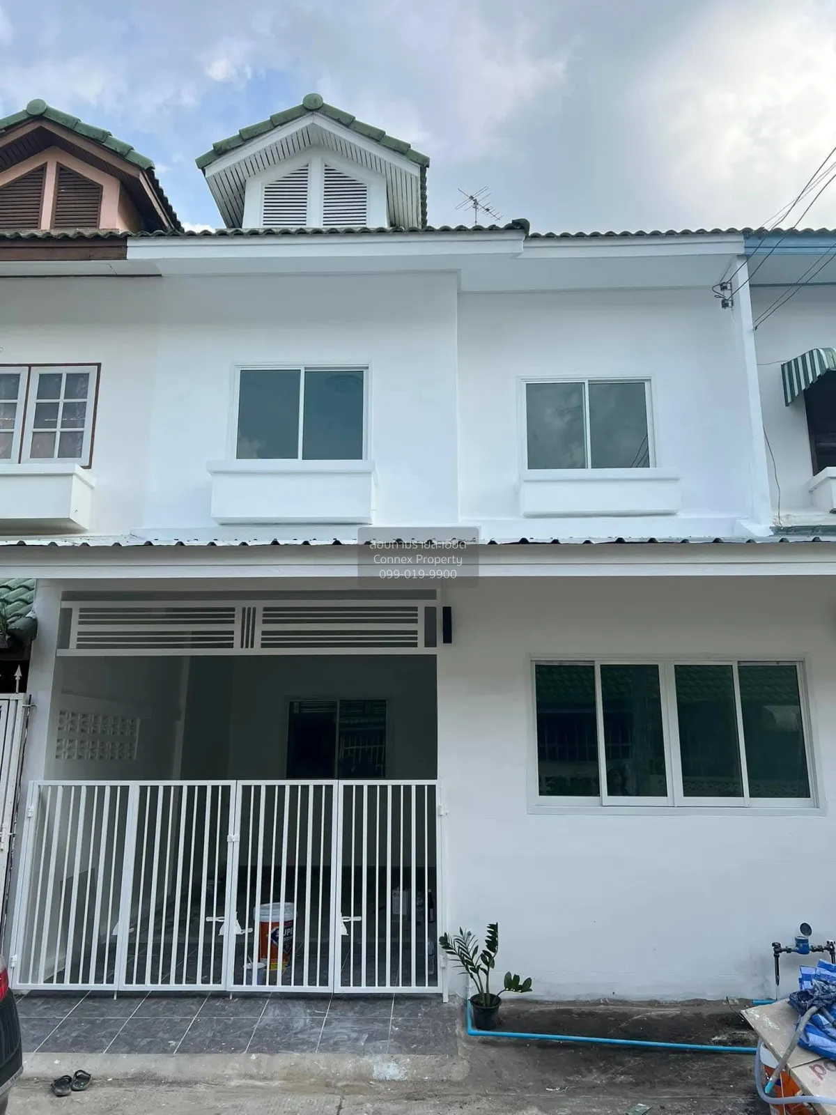 For Sale Townhouse/Townhome  , Narisara khong 11 , newly renovate 1