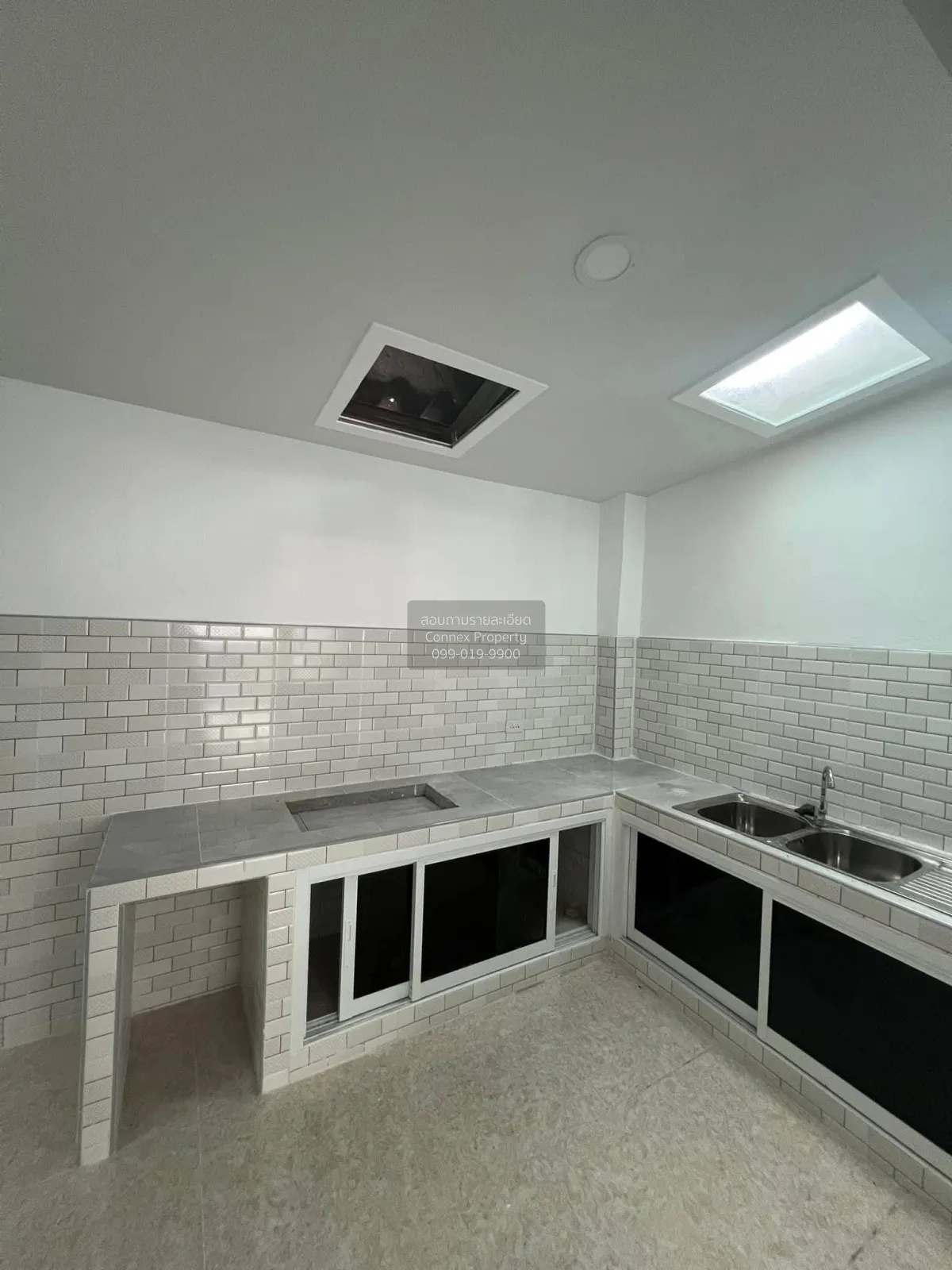 For Sale Townhouse/Townhome  , Narisara khong 11 , newly renovate 3