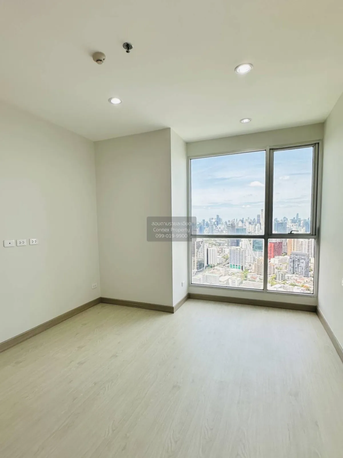 For Sale Condo , Rhythm Phahol - Ari , high floor , BTS-Saphan Kh