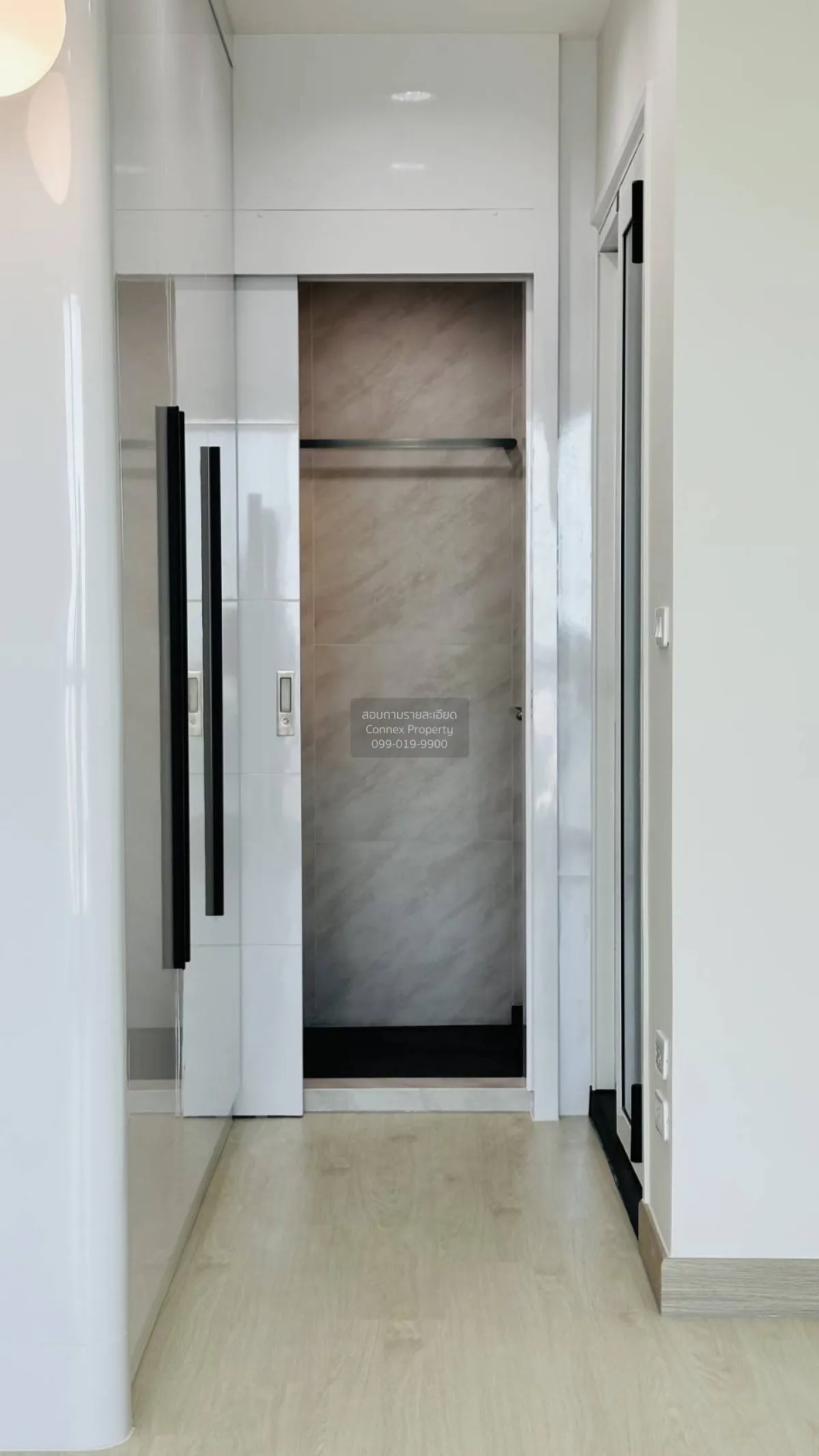 For Sale Condo , Rhythm Phahol - Ari , high floor , BTS-Saphan Kh