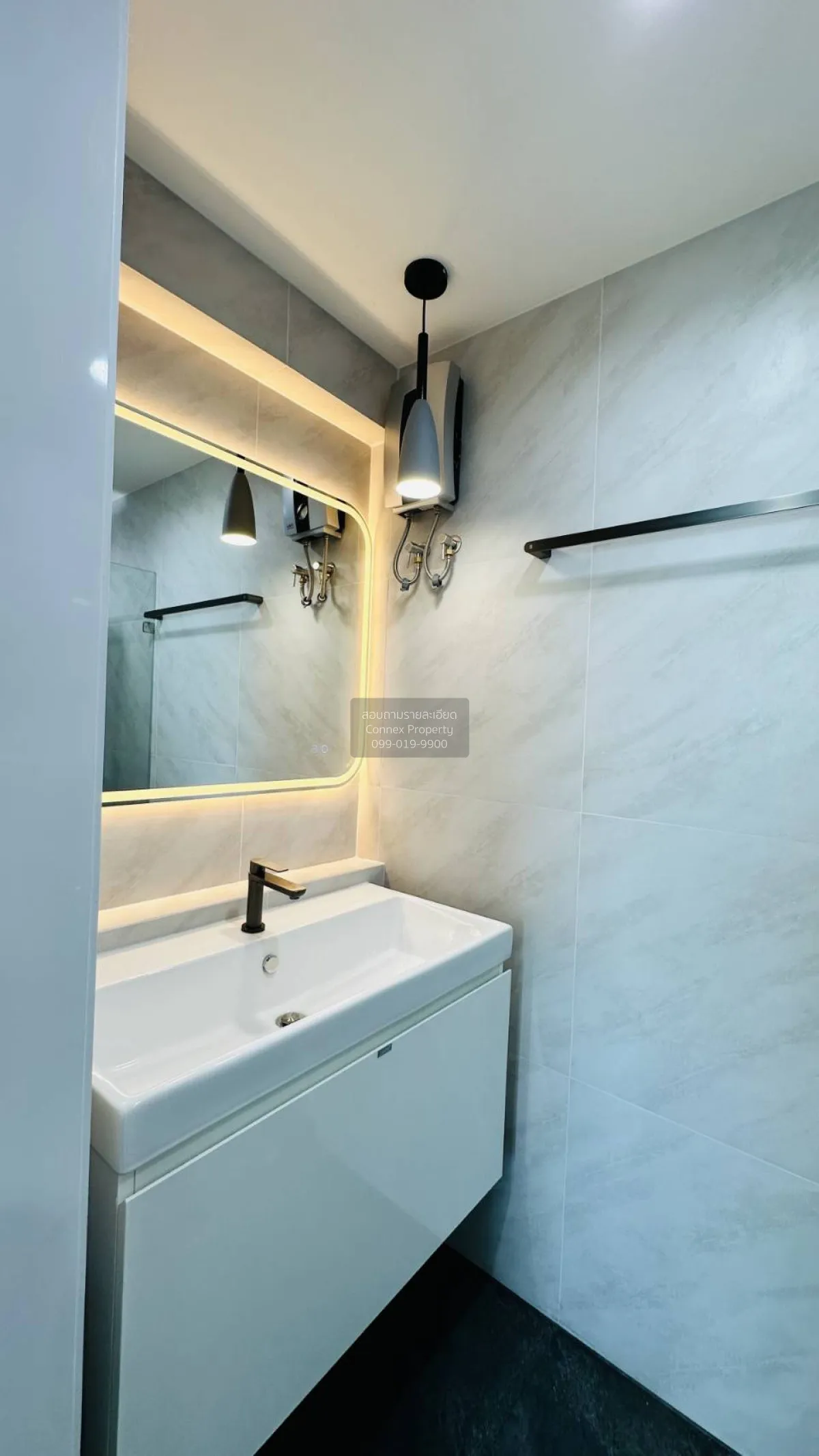 For Sale Condo , Rhythm Phahol - Ari , high floor , BTS-Saphan Kh