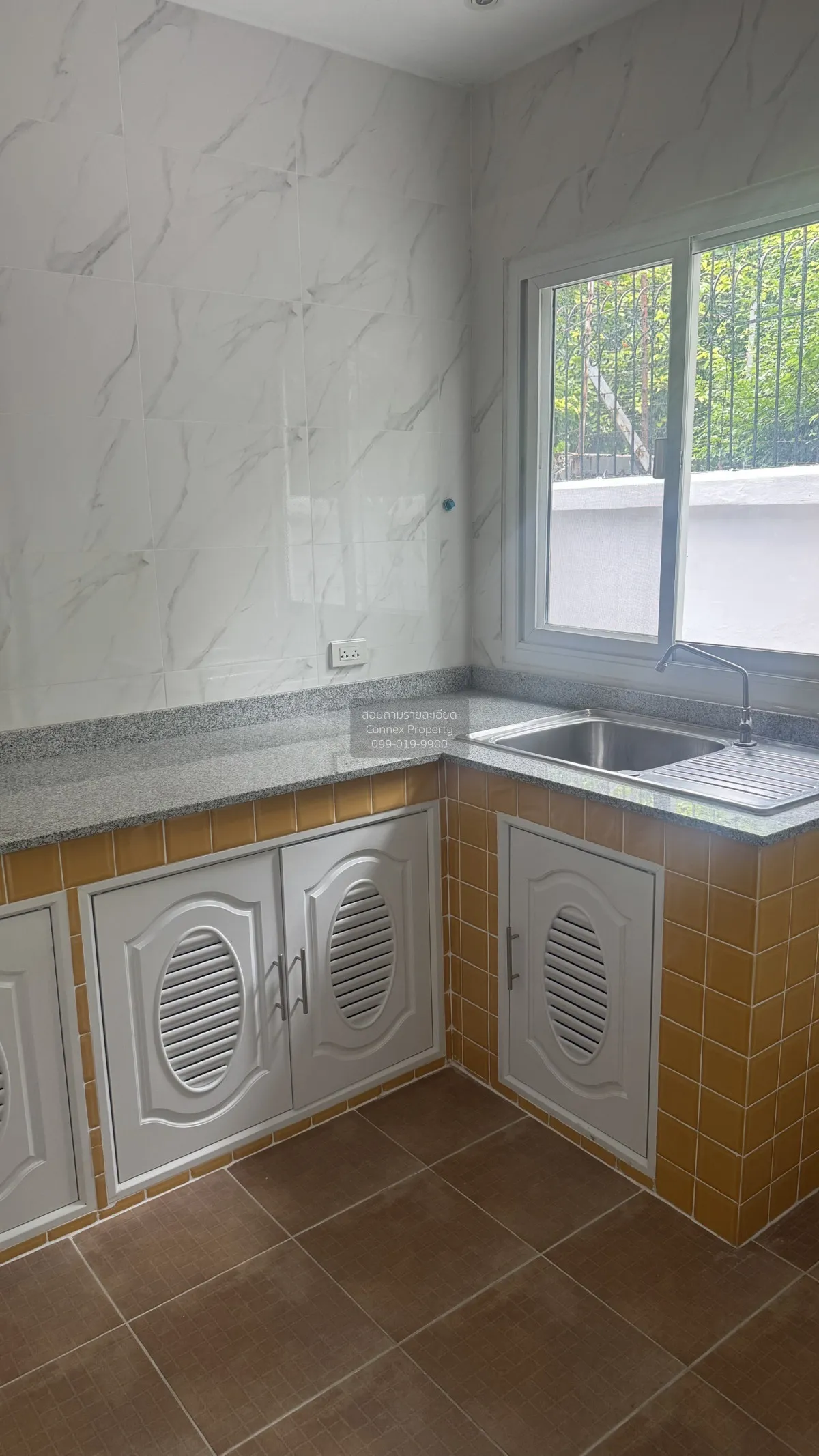 For Sale Elegant Two-Storey Detached Residence in Prime Sukhumvit