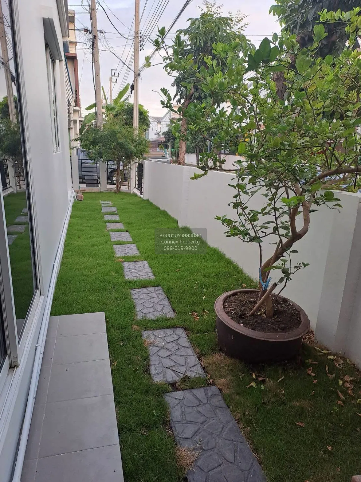 ขายบ้าน  เดอะทรัสต์ ศรีนครินทร์ - แพรกษา ห้องมุม รีโนเวทใหม่ แพรก