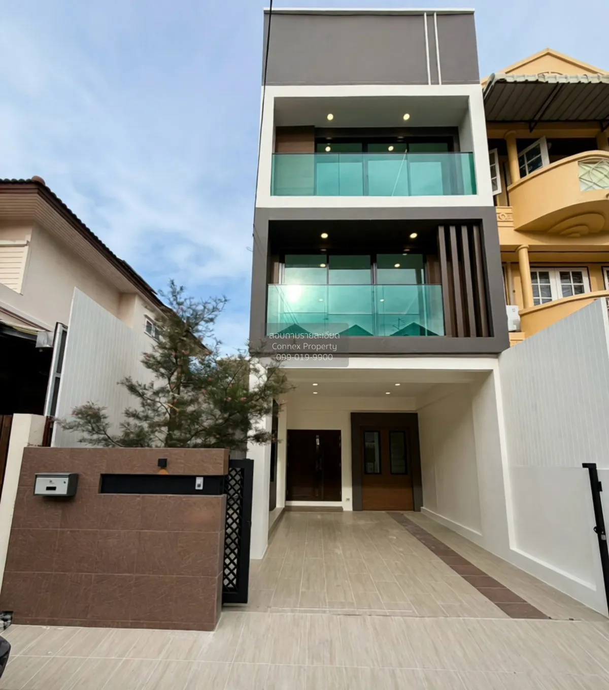 ขายทาวน์โฮม 3 ชั้น รีโนเวทใหม่ นาคนิวาส 48 ลาดพร้าว เขต ลาดพร้าว  2
