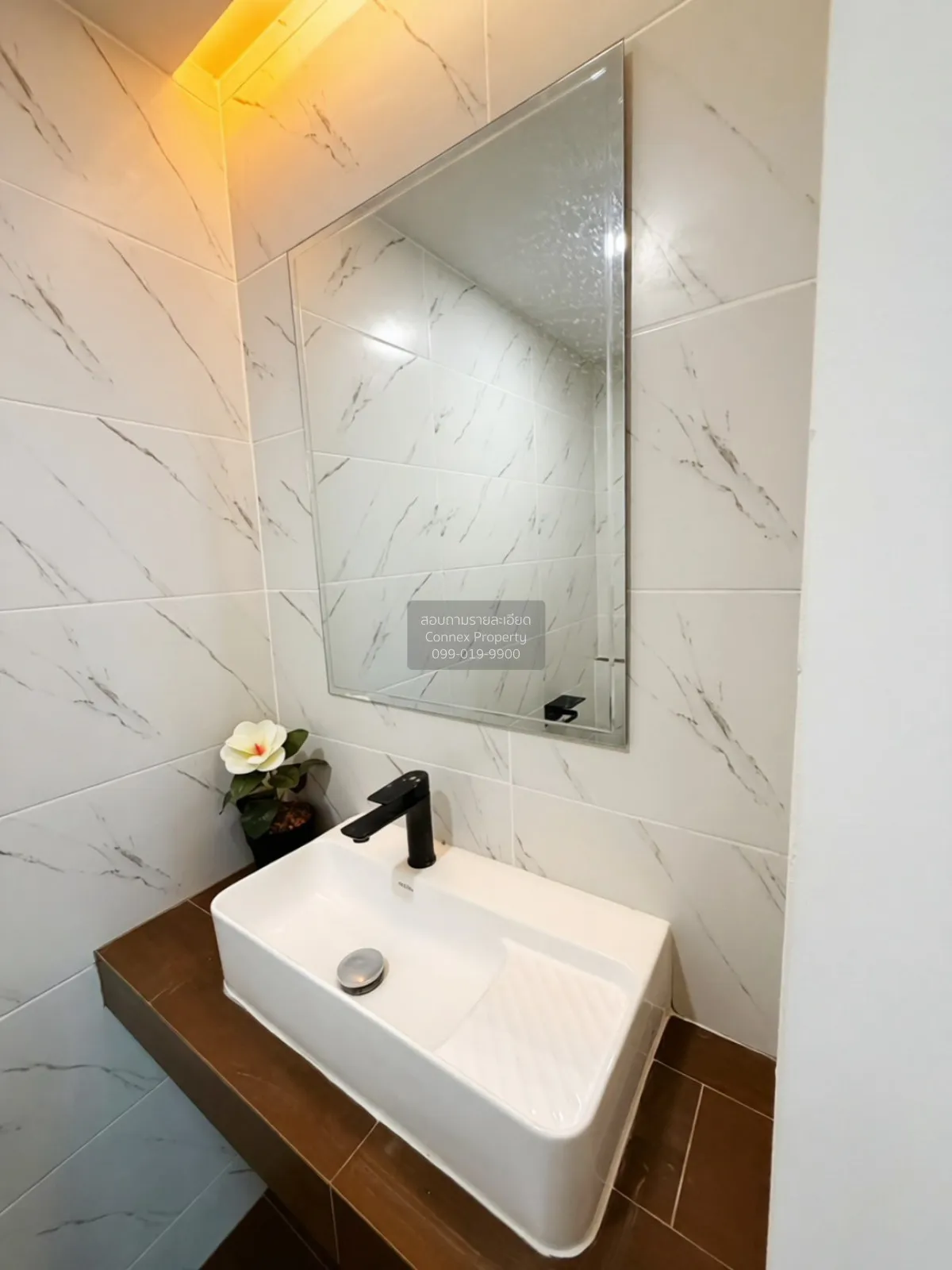ขายทาวน์โฮม 3 ชั้น รีโนเวทใหม่ นาคนิวาส 48 ลาดพร้าว เขต ลาดพร้าว 