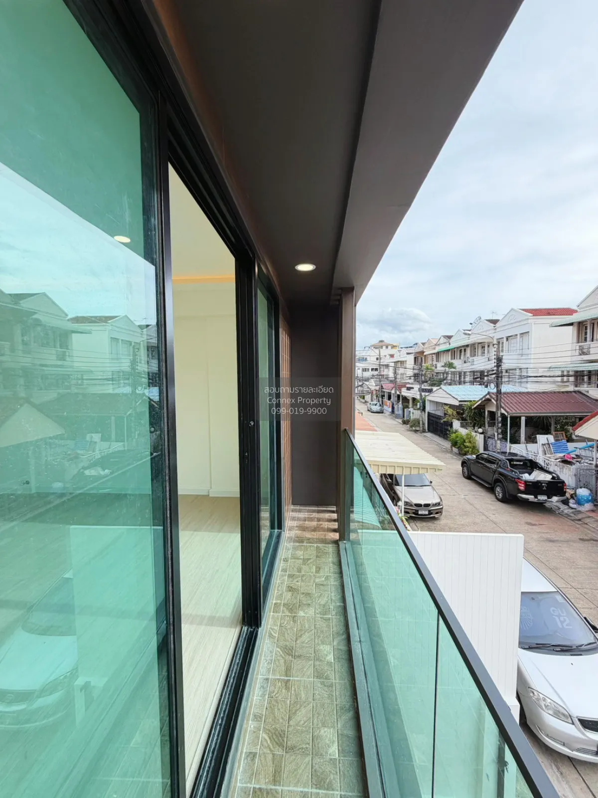 ขายทาวน์โฮม 3 ชั้น รีโนเวทใหม่ นาคนิวาส 48 ลาดพร้าว เขต ลาดพร้าว 