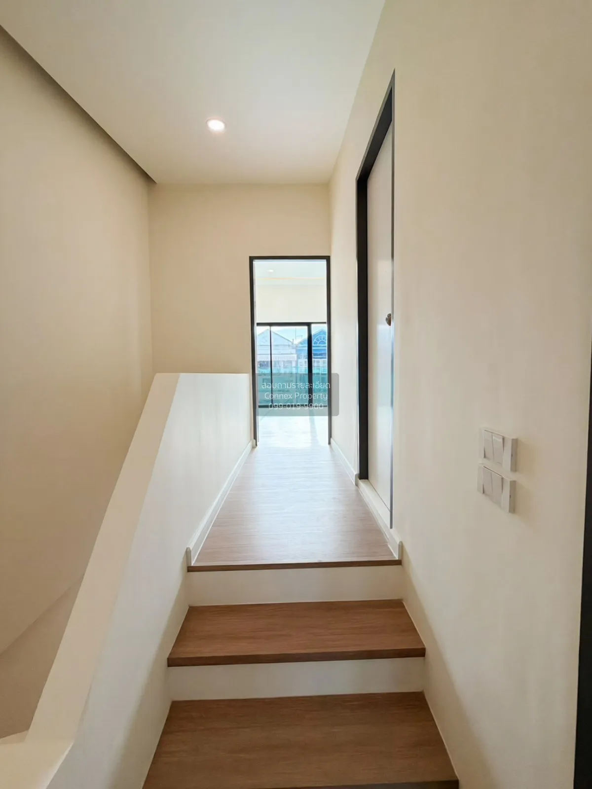 ขายทาวน์โฮม 3 ชั้น รีโนเวทใหม่ นาคนิวาส 48 ลาดพร้าว เขต ลาดพร้าว 