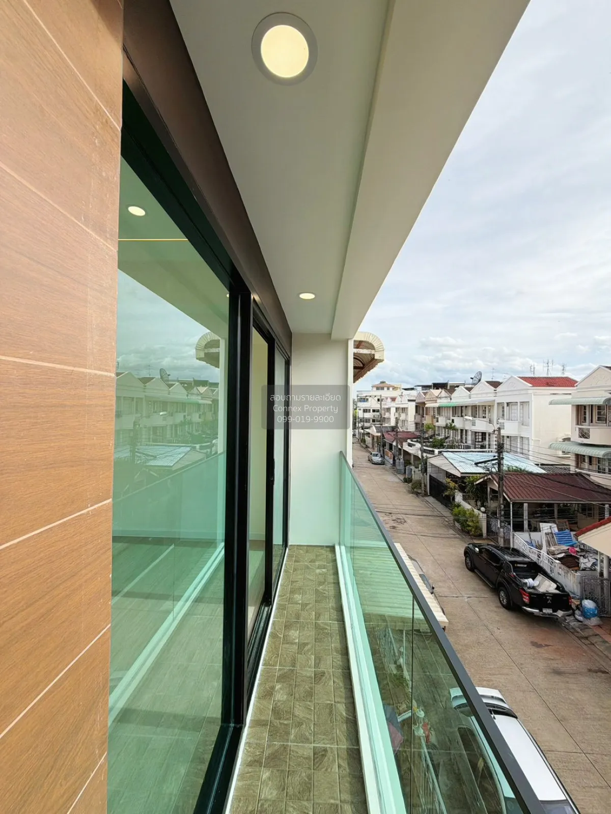 ขายทาวน์โฮม 3 ชั้น รีโนเวทใหม่ นาคนิวาส 48 ลาดพร้าว เขต ลาดพร้าว 