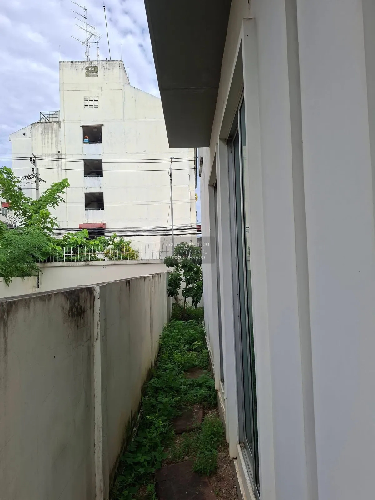For Sale Townhouse/Townhome  , Grandity Bangbuathong , corner uni