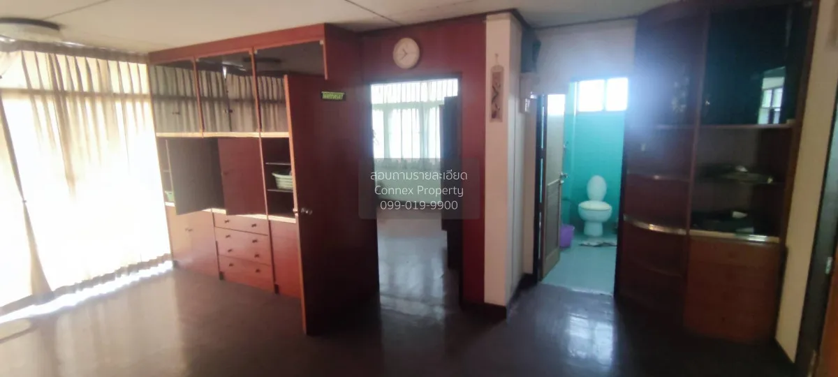 For Rent Custom-built detached house, Soi Ladprao 57. , Saphan So