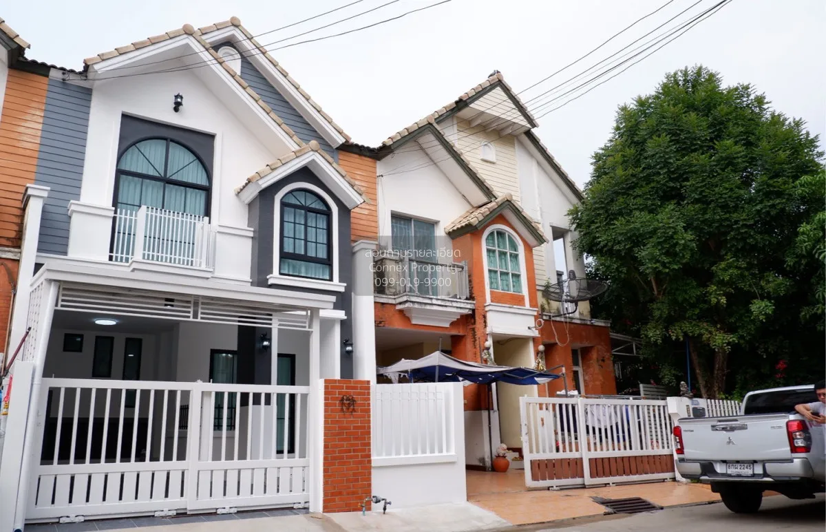 For Sale Townhouse/Townhome  , Baan Warangkun Leab Khlong Song ,  1