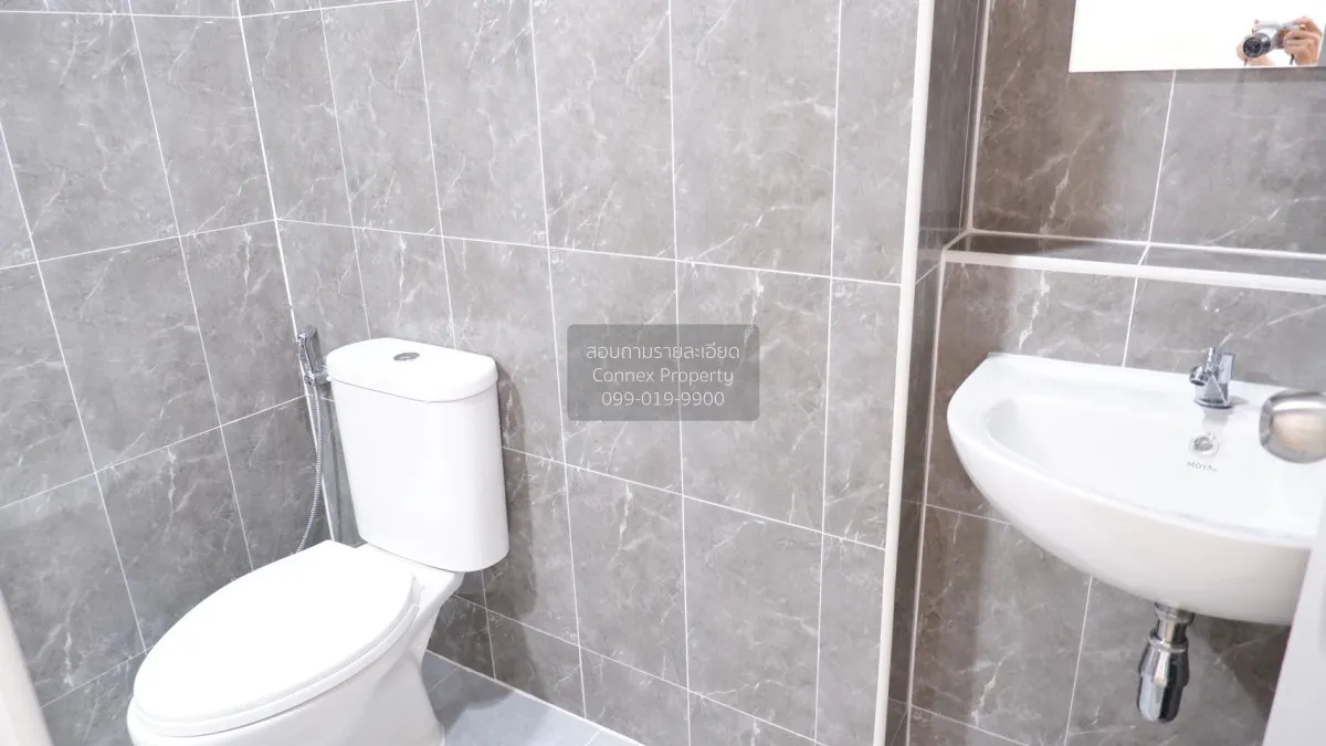 For Sale Townhouse/Townhome  , Baan Warangkun Leab Khlong Song , 