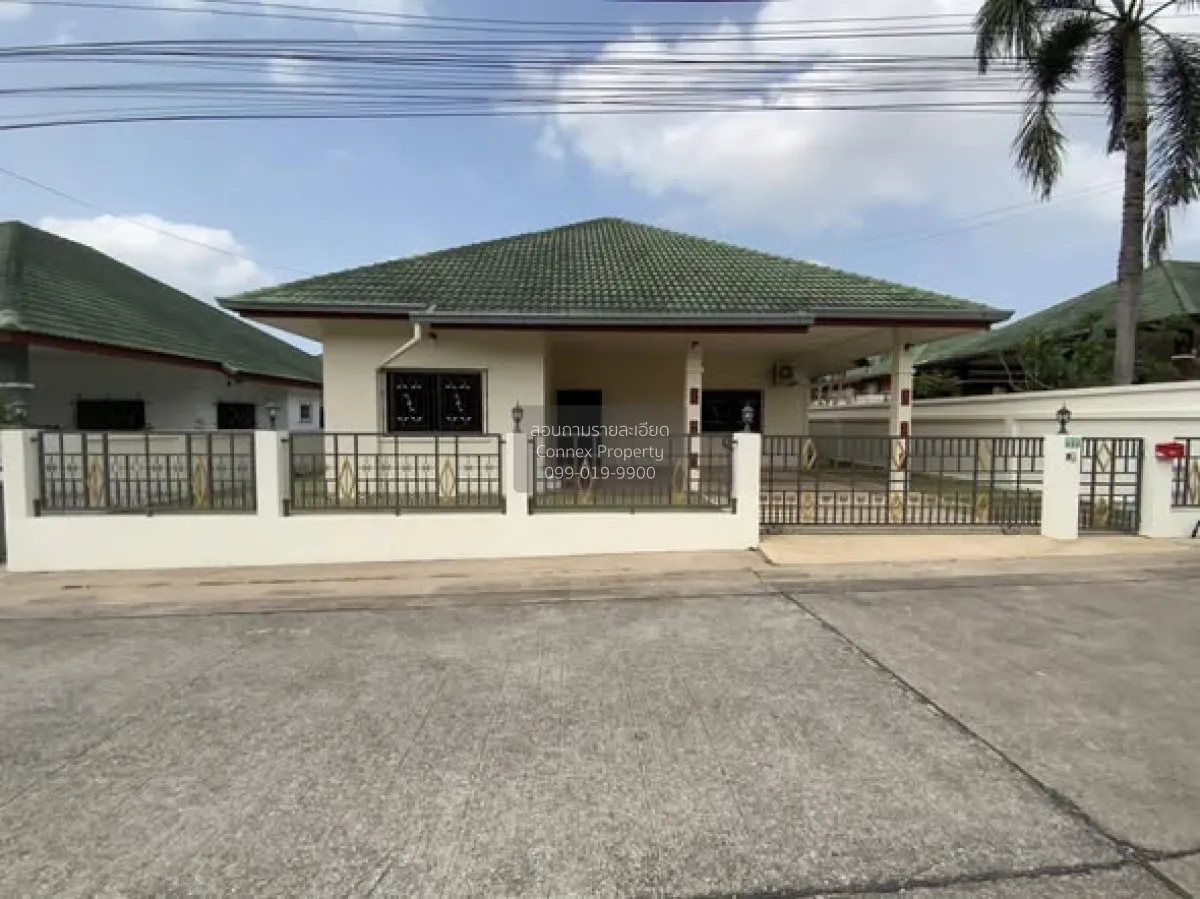 For Sale House , SP4 Village , Nong Pla Lai , Bang Lamung , Chon  1