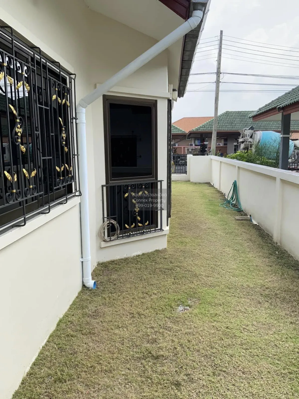 For Sale House , SP4 Village , Nong Pla Lai , Bang Lamung , Chon 