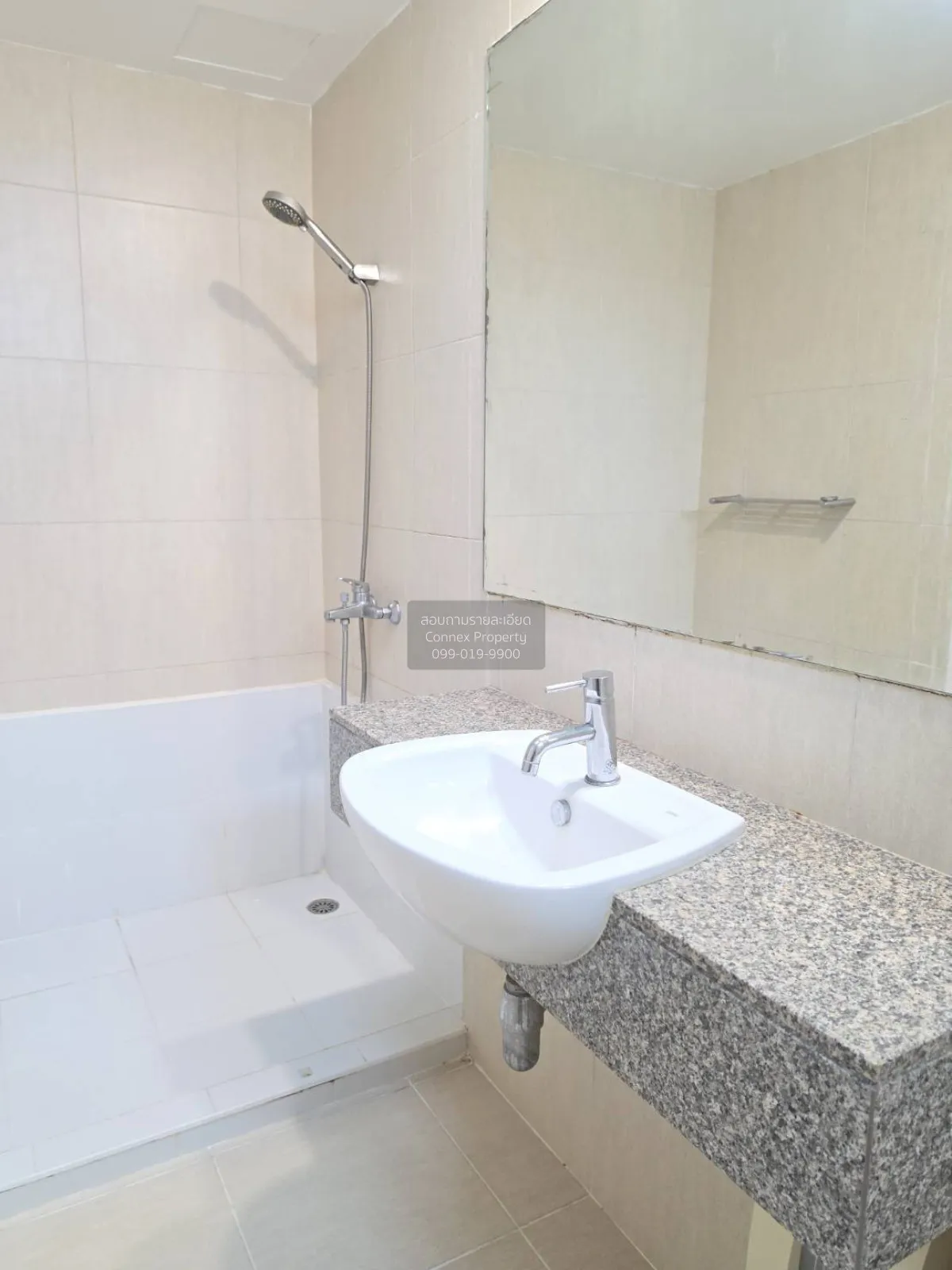 For Rent Condo , The Clover Thonglor , nice view , BTS-Thong Lo ,
