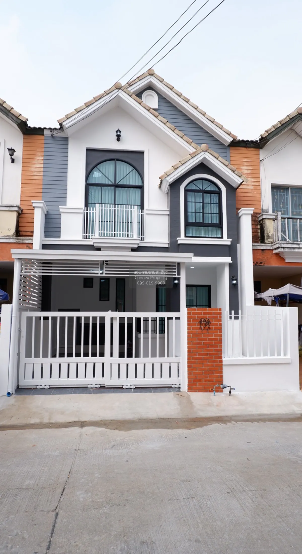 For Sale Townhouse/Townhome  , Chomfah warangkul Klong 2 , Pracha 1