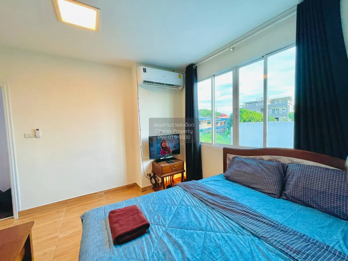 For Rent Heart Beach Loft in Dream, 150 square wa, Bang Lamung. ,