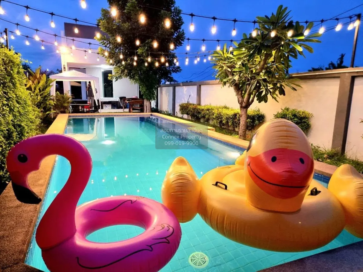 For Rent Heart Beach Loft in Dream, 150 square wa, Bang Lamung. ,