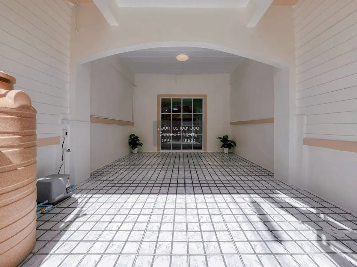 For Sale Townhouse/Townhome  , Baan Piya Wararom 3  , newly renov 2