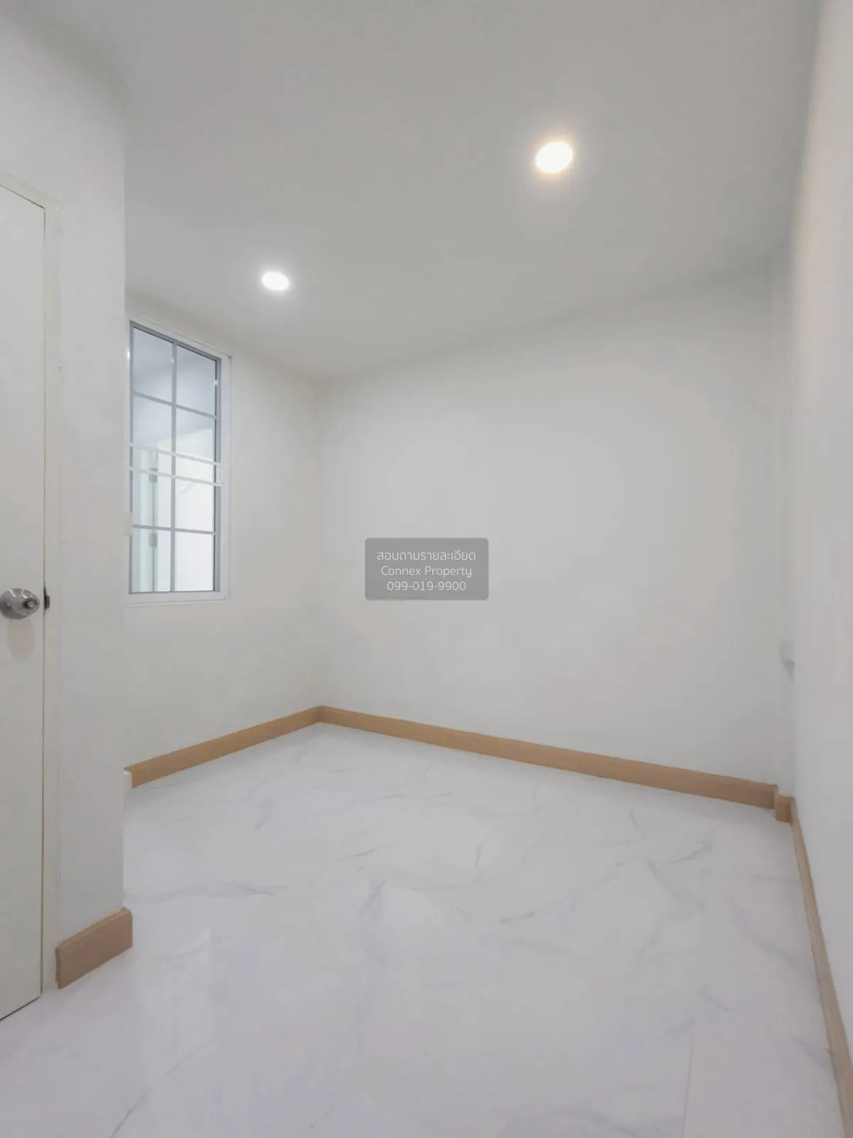 For Sale Townhouse/Townhome  , Baan Piya Wararom 3  , newly renov