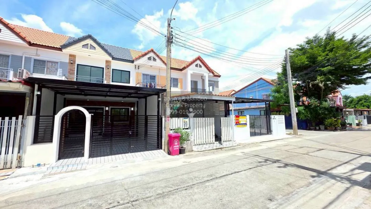 For Sale Townhouse/Townhome  , Baan Na Non , newly renovated , Ba 2