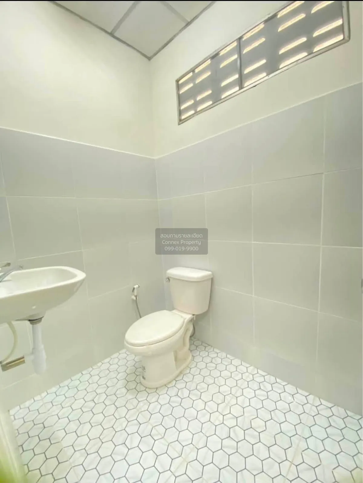 For Sale Townhouse/Townhome  , Sriprajak 5 , Bang Bua Thong , Ban