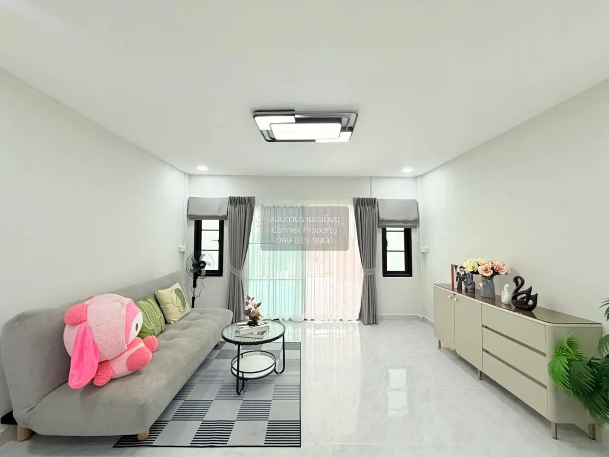 For Sale Townhouse/Townhome  , K.C. Ramindra 2 , newly renovated  4