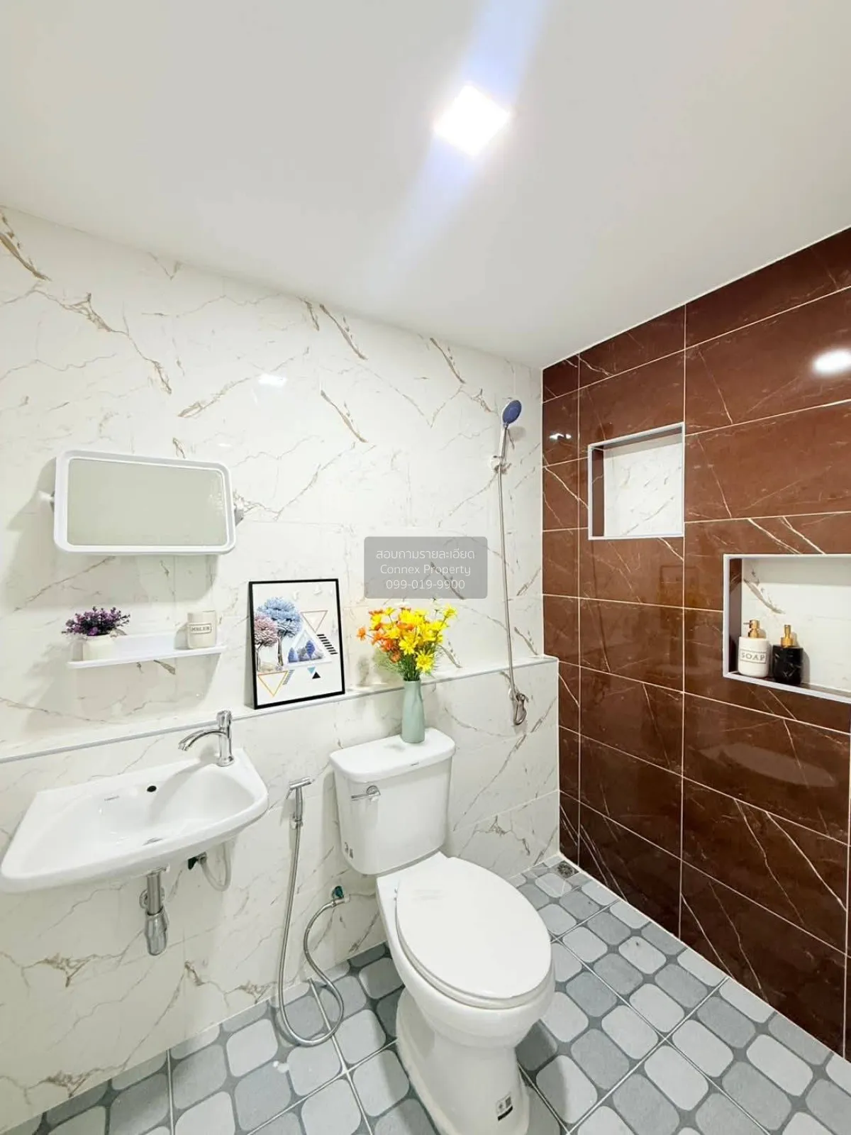 For Sale Townhouse/Townhome  , K.C. Ramindra 2 , newly renovated 