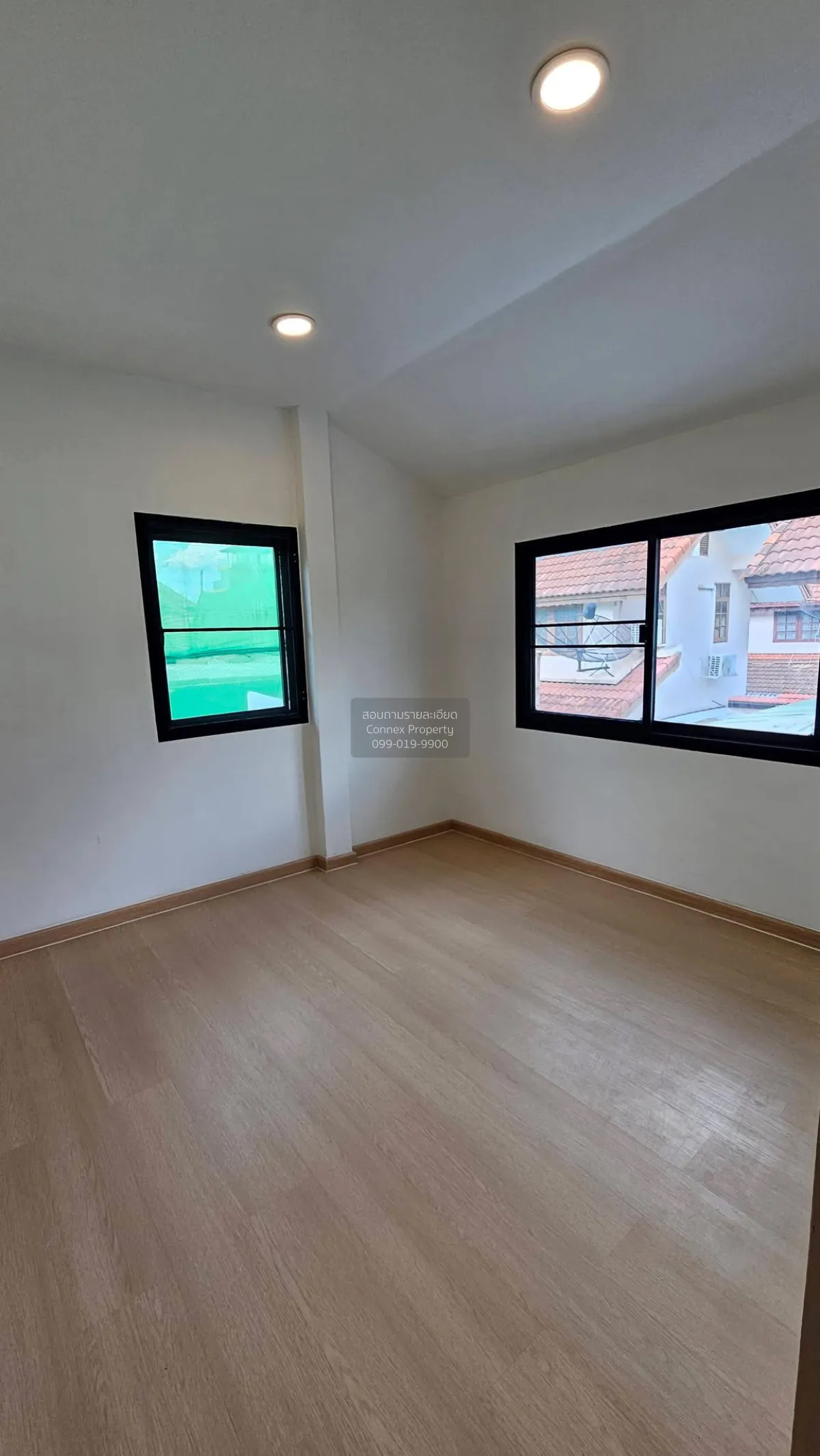 For Sale House , Baan Chalermsukniwet 9 , newly renovated , Tha R