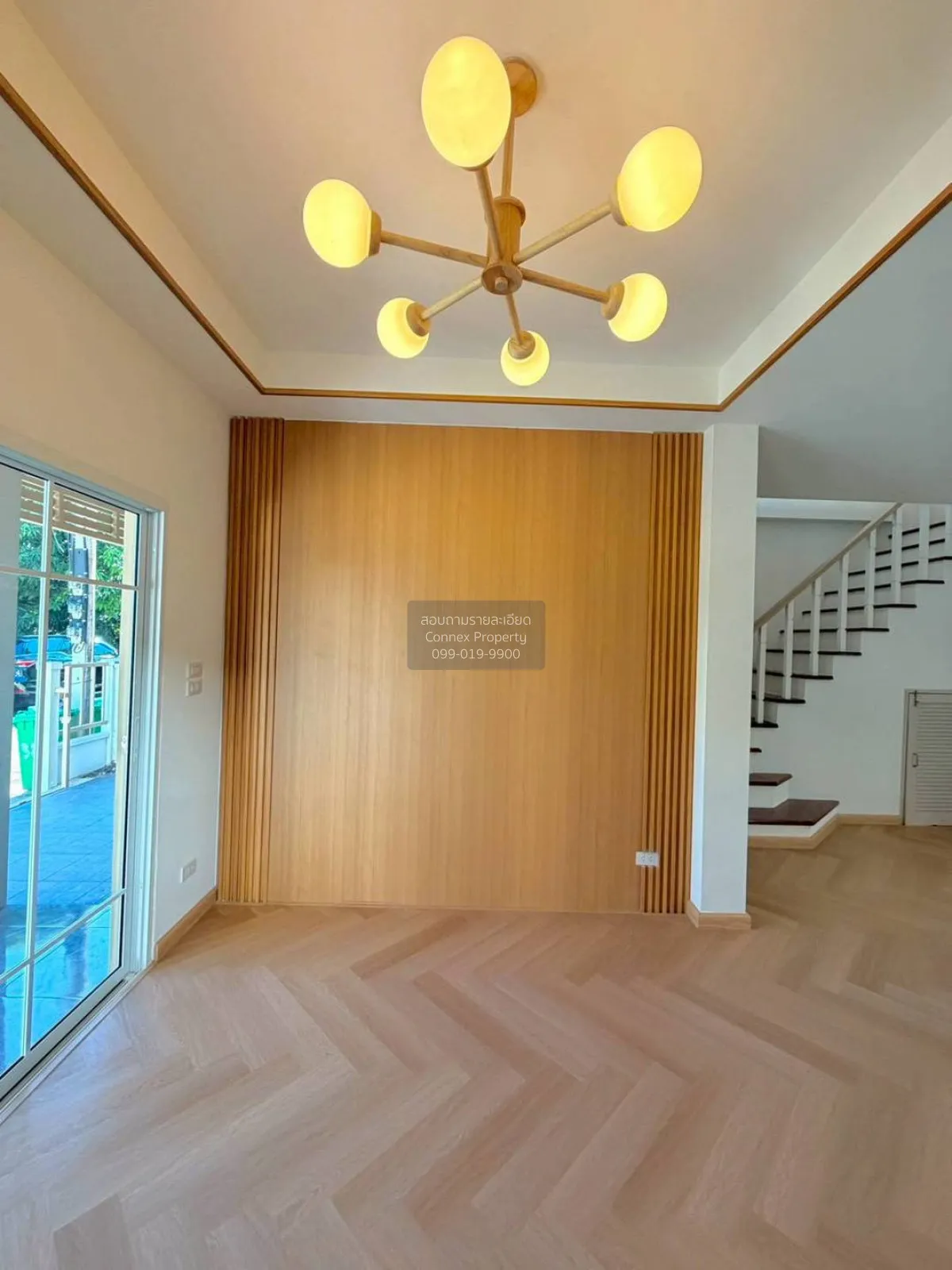 For Sale Villa Khunlai Village, Soi Wat Lad Pladuk , Bang Rak Pha