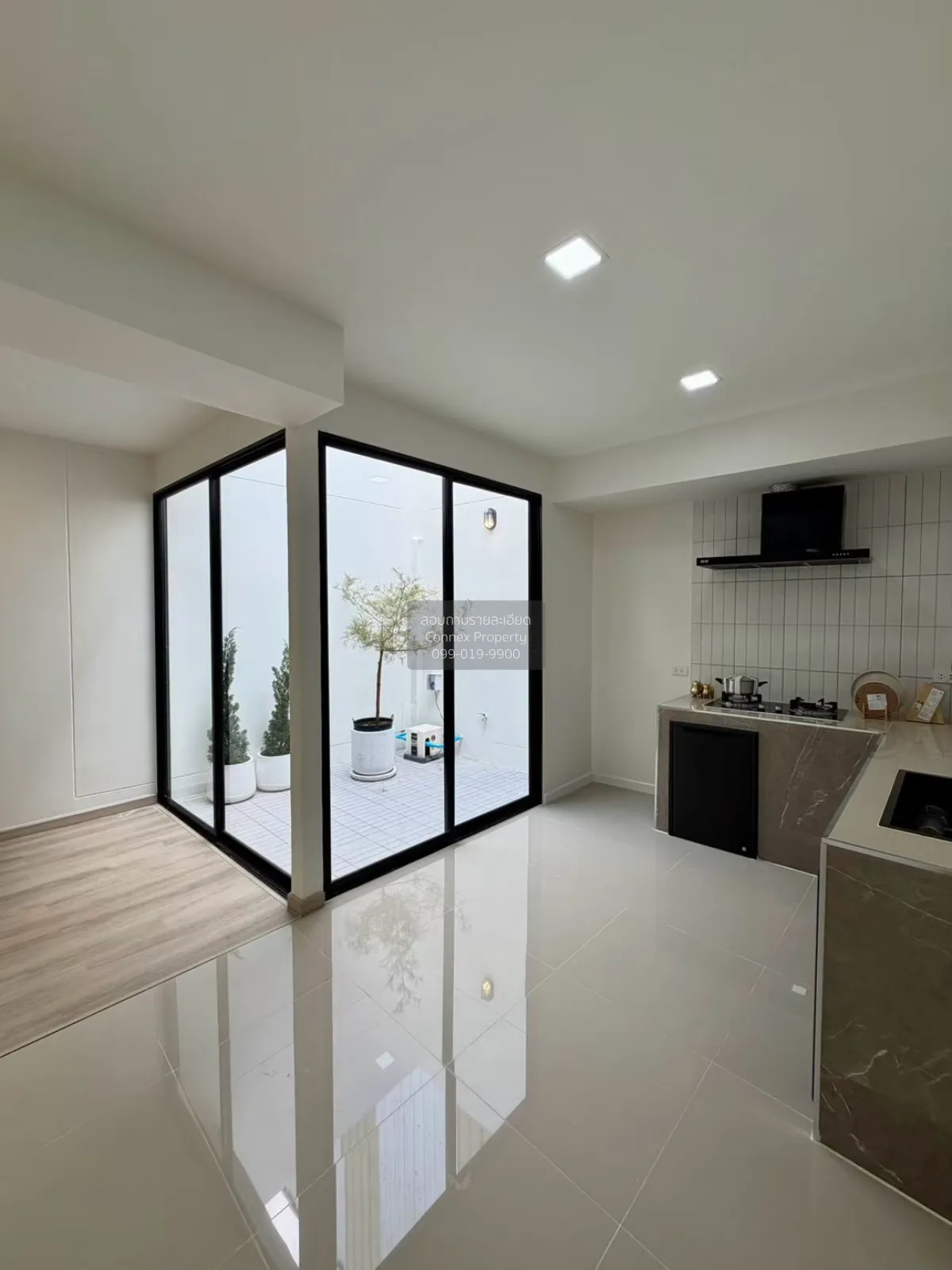 For Sale Townhouse , Nak Niwat 44 , Lat Phrao , Lat Phrao , Bangk