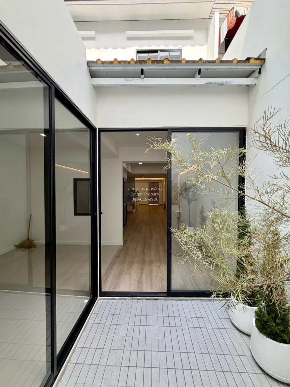 For Sale Townhouse , Nak Niwat 44 , Lat Phrao , Lat Phrao , Bangk