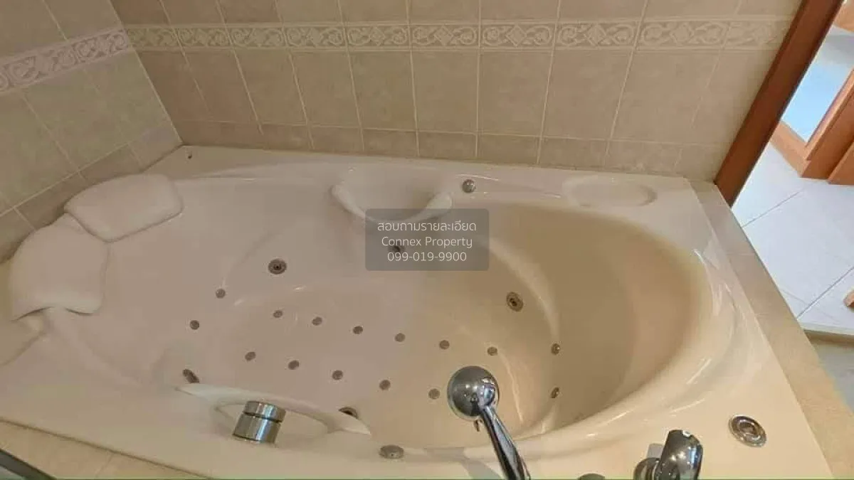 For Rent House , Royal Park Village , Mueang Phata , Bang Lamung 