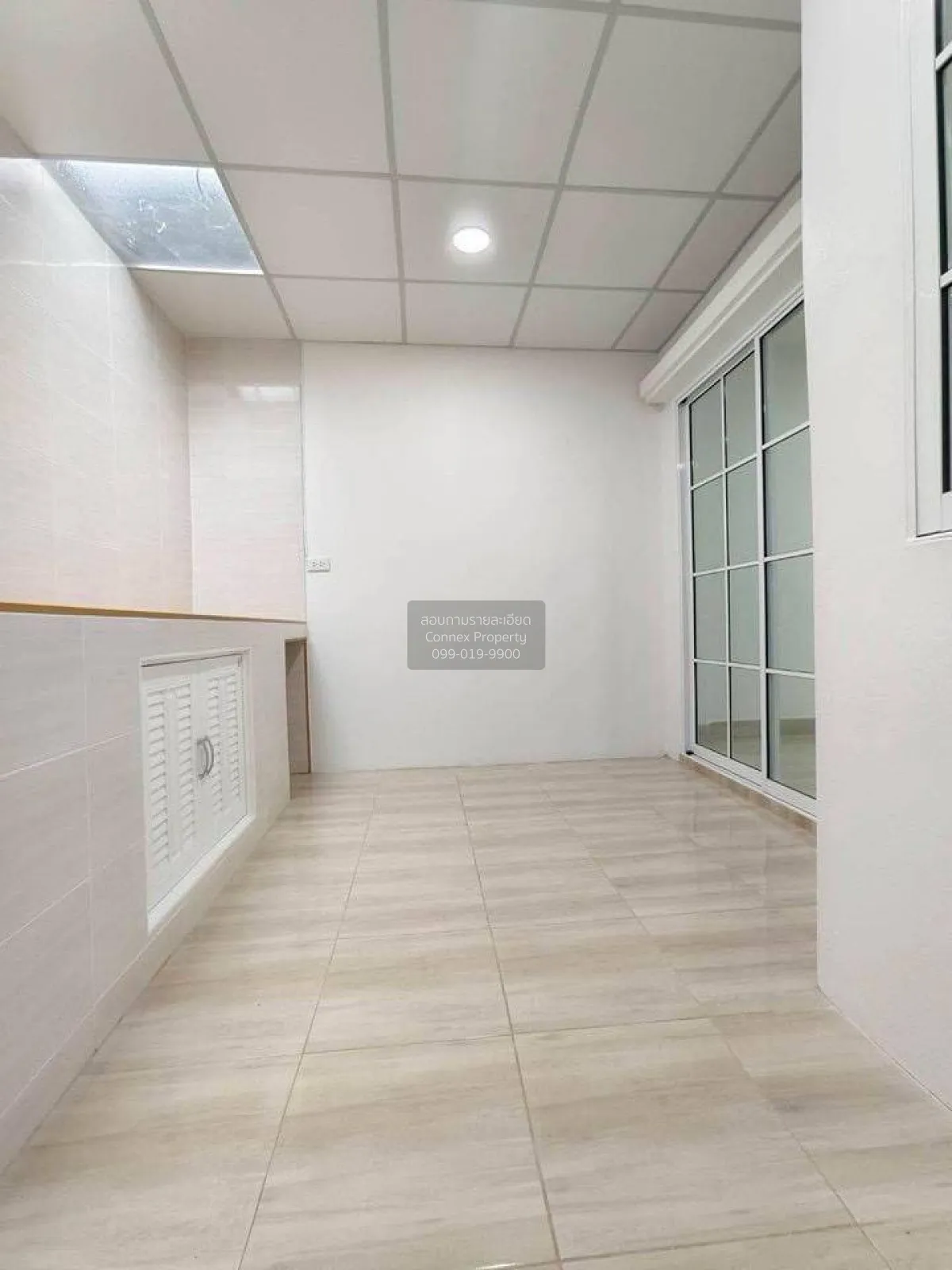 For Sale Townhouse/Townhome  , Nanthana Garden Maneerin Lake and  4