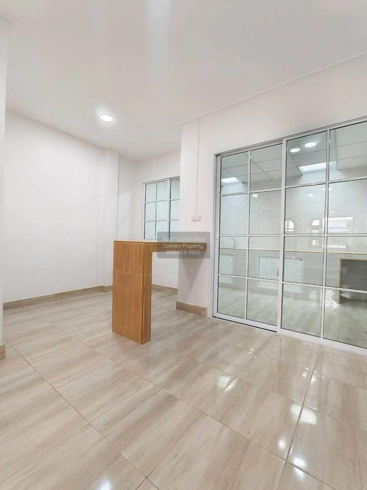 For Sale Townhouse/Townhome  , Nanthana Garden Maneerin Lake and 