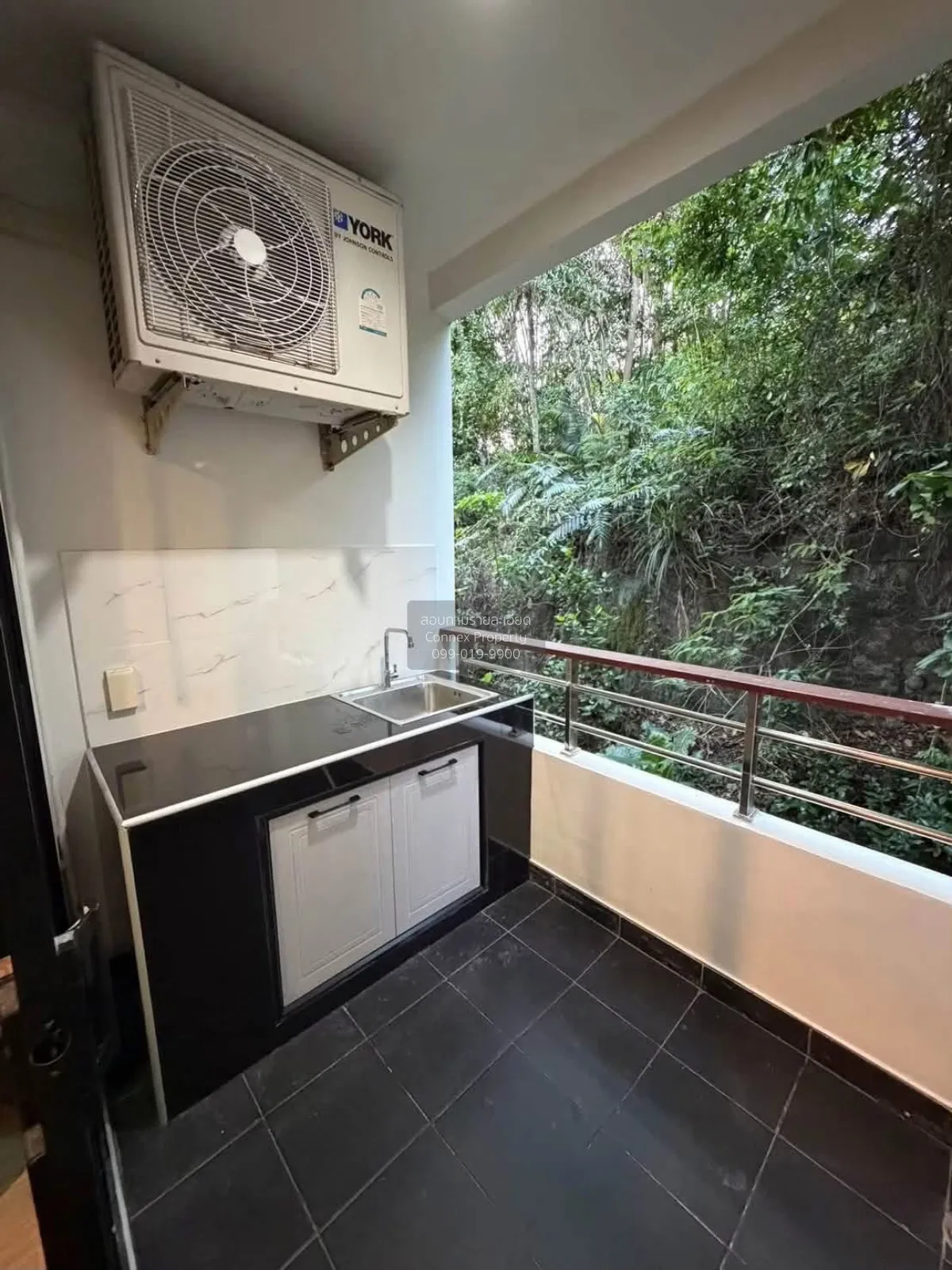 For Sale Condo , Phanason City Condo , newly renovated , Wichit ,