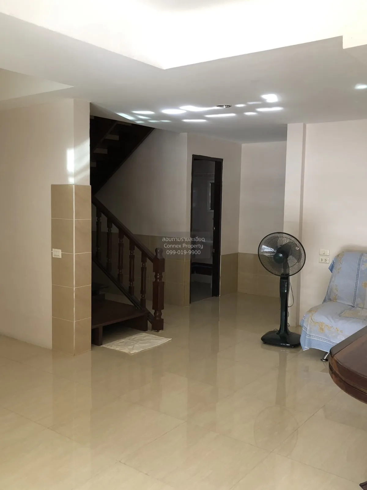 For Rent Townhouse/Townhome  , Phatchara Ville 2 , Krathum Lom ,  4