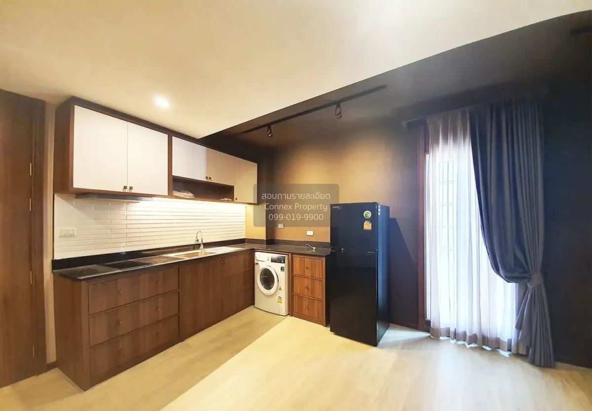 For Rent Condo , Euro Classic Condominium , corner unit , BTS-Aso