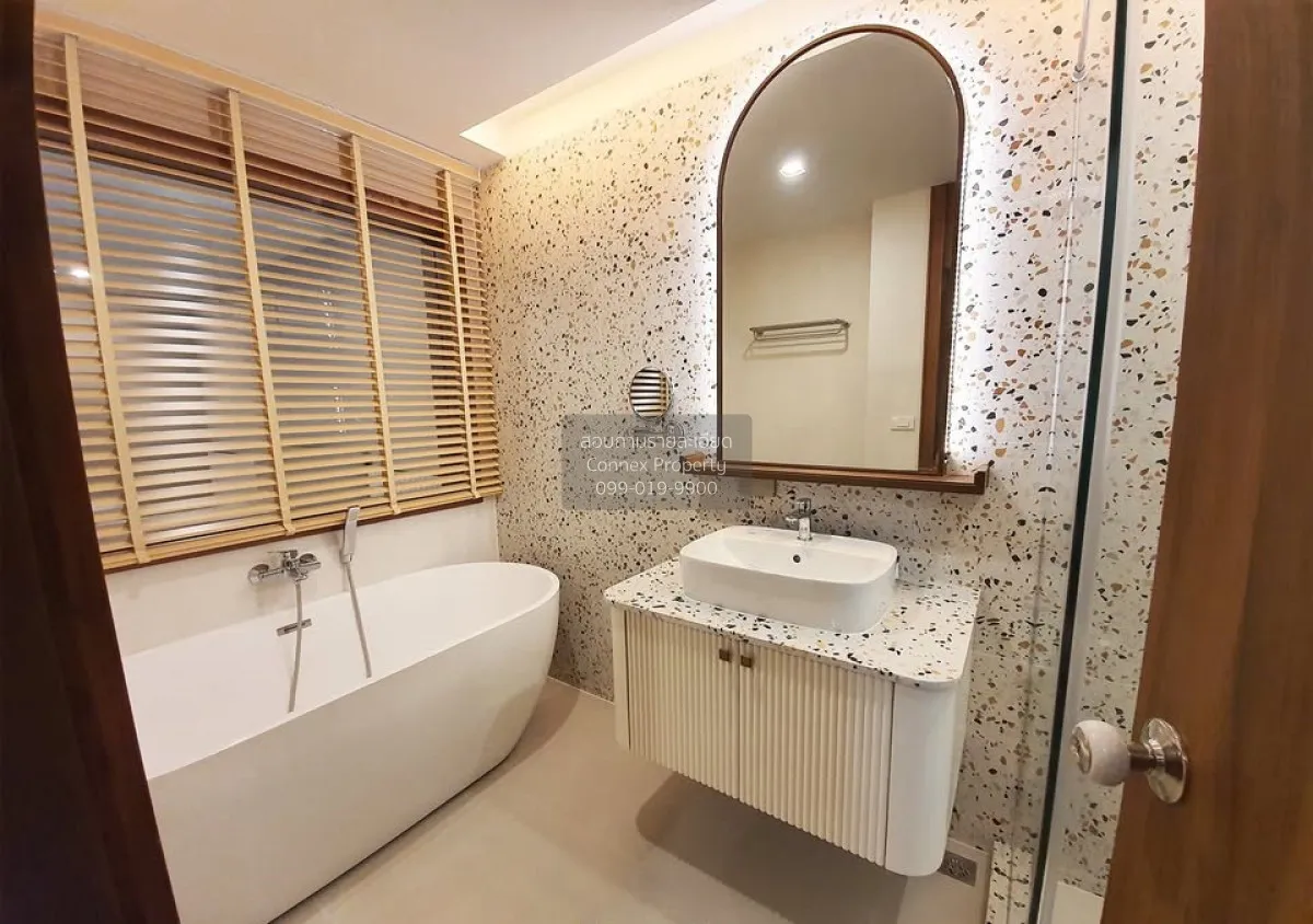 For Rent Condo , Euro Classic Condominium , corner unit , BTS-Aso