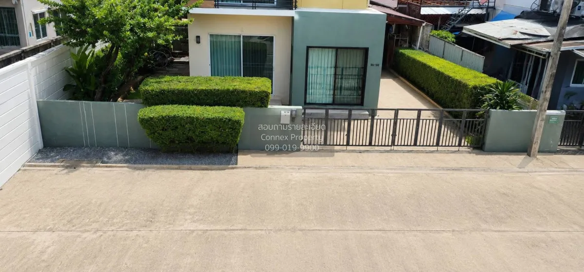 For Sale House , The Trust Ville Watcharapol – Hathairat , corner 1